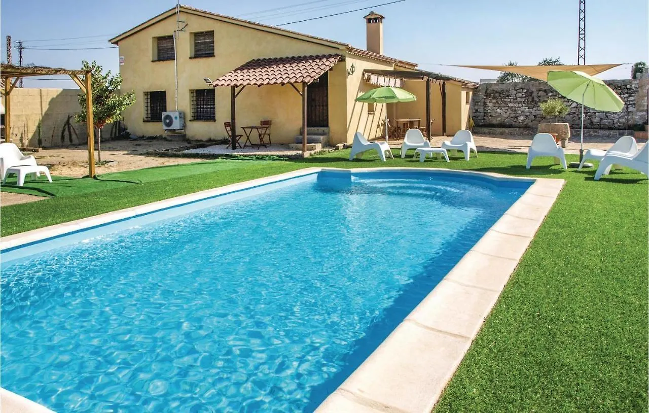 Cozy Home In Villanueva Del Duque With Kitchen İspanya