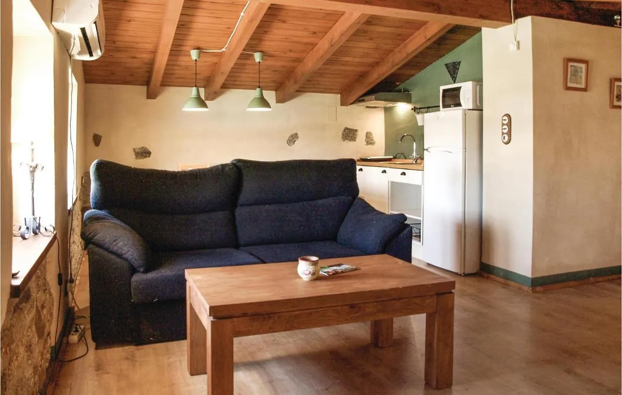Tatil Evi Cozy Home In Villanueva Del Duque With Kitchen