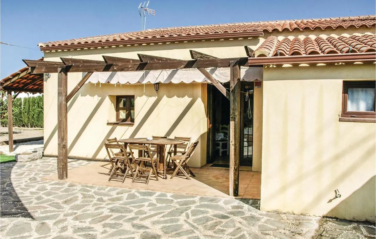 Holiday home Cozy Home In Villanueva Del Duque With Kitchen